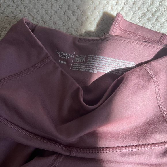 Victoria's Secret Pink Workout Leggings - Picture 4 of 4